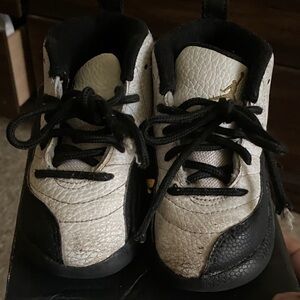 Jordan Kids Black and White Sneakers with Gold Accent crazy taxis jordan 12